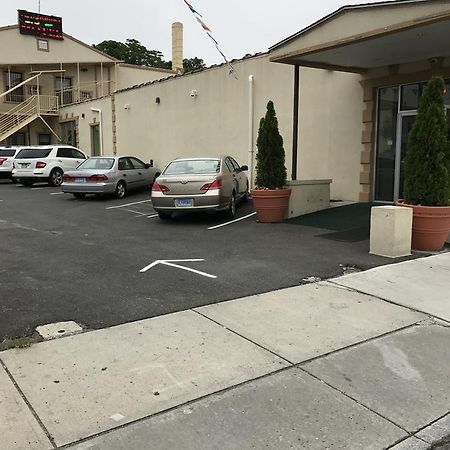 Waterbury Big Apple Motel Екстер'єр фото